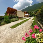 度假居 House Near The Soca River 托尔明