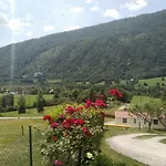 House Near The Soca River 度假居