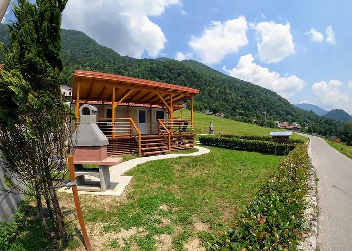 度假居 House Near The Soca River 托尔明