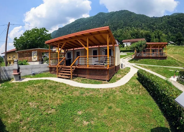 House Near The Soca River 托尔明