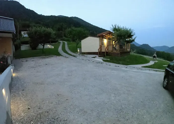 House Near The Soca River 度假居 托尔明