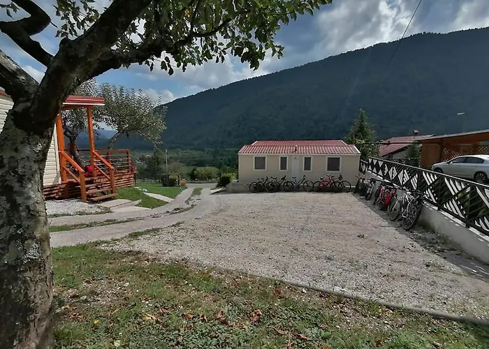 House Near The Soca River 度假居 *