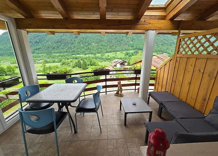 House Near The Soca River 度假居 托尔明